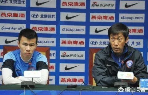 切尔西与曼城的联赛杯决赛,萨里换门将,凯帕拒绝下场,你怎么看?