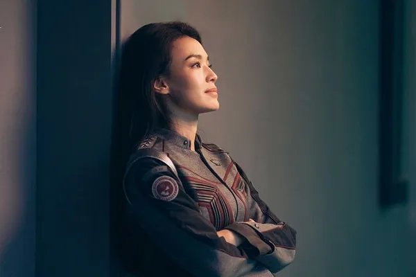 怎么评价《上海堡垒》这部电影？为什么豆瓣评分那么低？