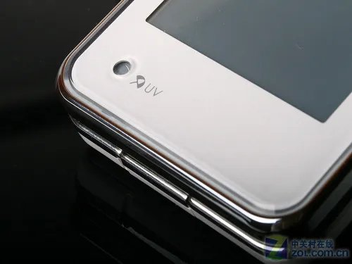 内外双屏凸显个性魅力 夏普SH6228C图赏