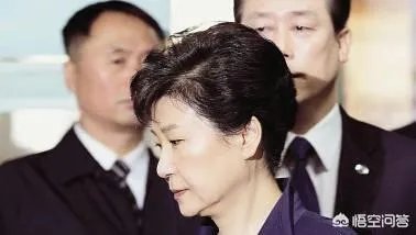 朴槿惠一审将电视直播，那么她会出庭受审吗？