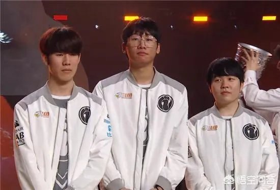 莽起来的IG太无敌，三局横扫JDG获冠军，创造史上最短春季决赛，你怎么看？