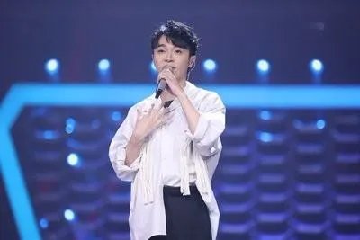 吴青峰出道十五周年的首次个人巡回演唱会你期待吗？