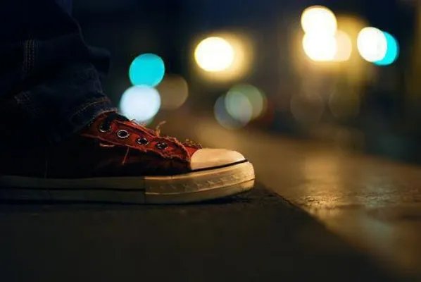 唐思甜霍庭宸第一章封杀抖音小说完结免费阅读