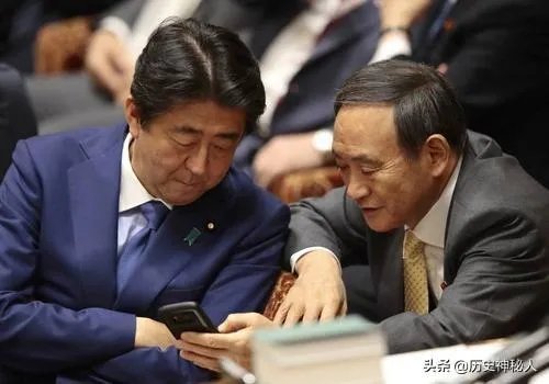 日本新首相菅义伟到底是个怎样的人?