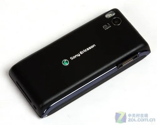 超长宽屏触摸滑盖 索尼爱立信Aino评测