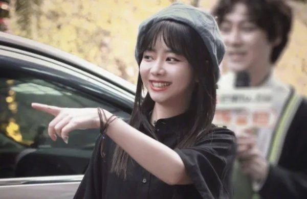 谭松韵看起来很年轻，其实际年龄是多大？