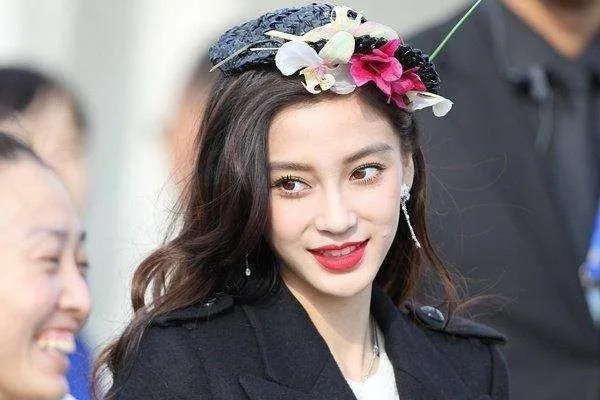 Angelababy上过好多次快乐大本营了，各是哪一期？