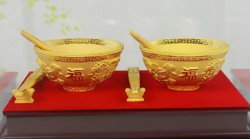 吃满月酒送什么礼物好 送满月宝宝礼物的禁忌