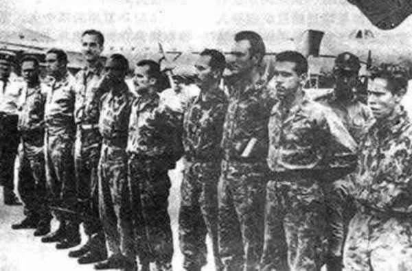 为什么美国不对古巴发动武装进攻，而只是对其进行经济封锁？