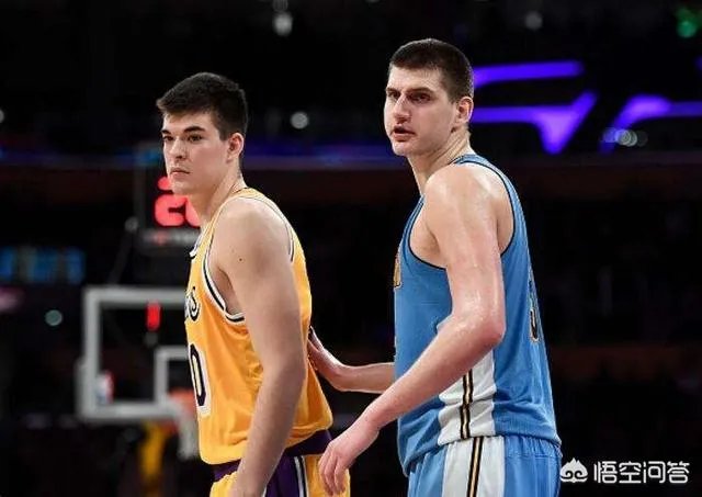 湖人胜太阳，祖巴茨正负值+18、砍下24分16篮板均为全场最高，你怎么评价？