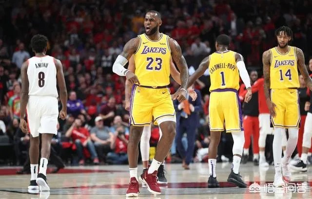 10月19日湖人119-128输给开拓者，詹姆斯首秀26分12篮板，却有6失误，你怎么看？