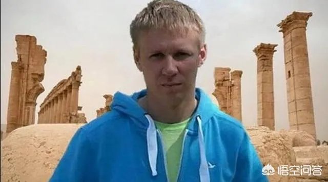 俄战机在叙被击落，飞行员引爆手榴弹殉国，你怎么看？