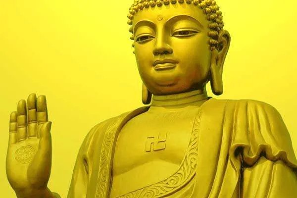 佛像伸手接住12层掉下的小女孩真的是巧合吗?