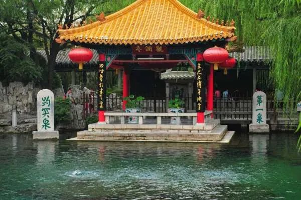 简介中国四大著名泉水