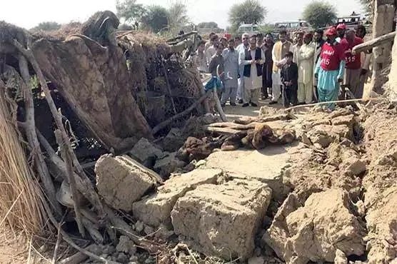 巴基斯坦发生5.8级地震，造成至少15人身亡，当地的受灾情况如何？