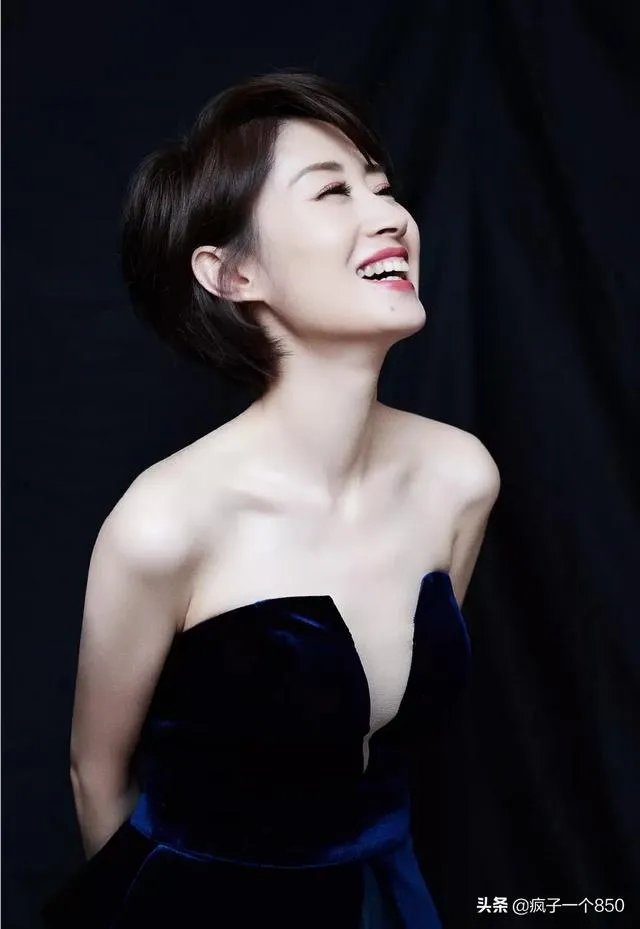 如何评论刘敏涛直播跳女团舞?