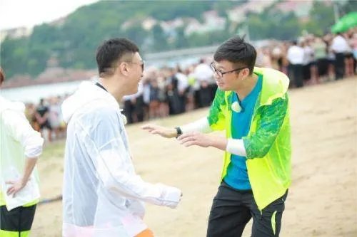 如何评价孙红雷在《极限挑战》中的人品？