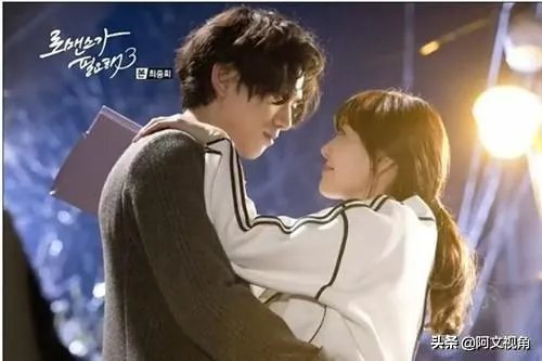 你们最近都在看什么电影/电视剧?