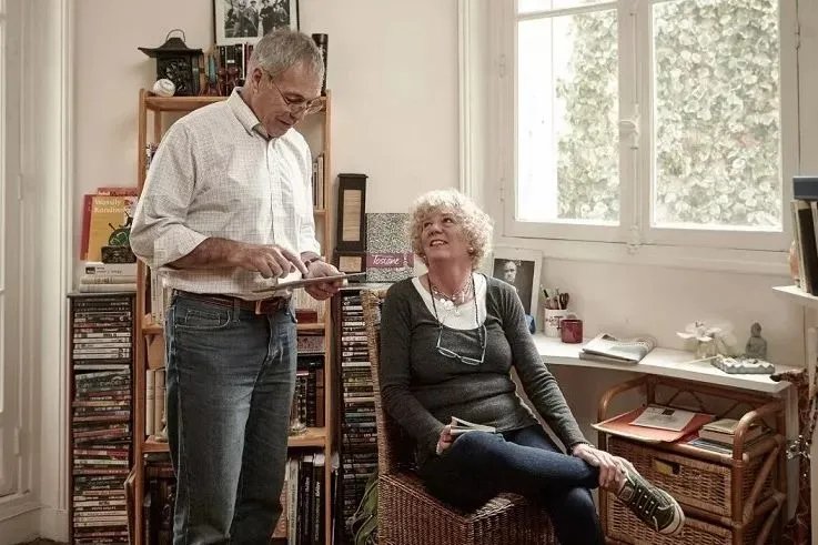 退休老夫妻周游80国，游猎、住城堡，过最酷养老生活！