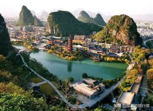 湖南：国庆高速小客车免费通行，预判峰值日将出现在长假首日, 你怎么看？