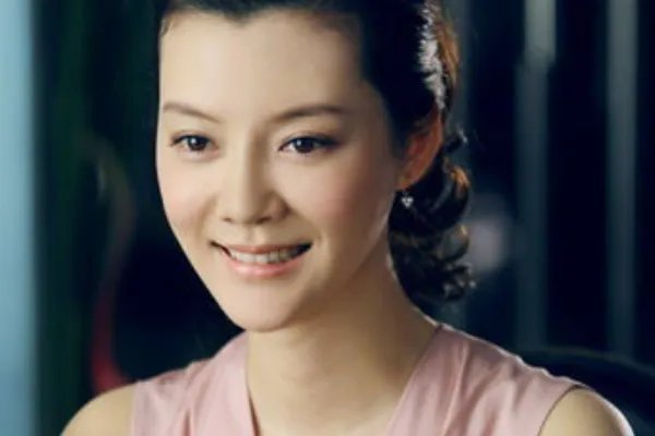 大男当婚徐若云出现时的背景音乐