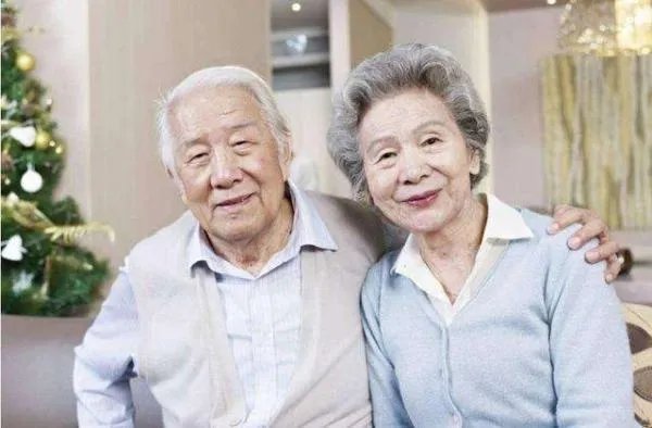 中国人均寿命从35提至77岁，未来我国人均寿命还会提高吗？