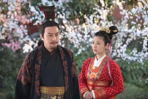 全集电视剧《倾世皇妃》哪些演员出演了？