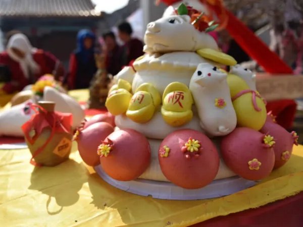 俗语“坟前有一物,子孙不难富”,这一物到底是什么?