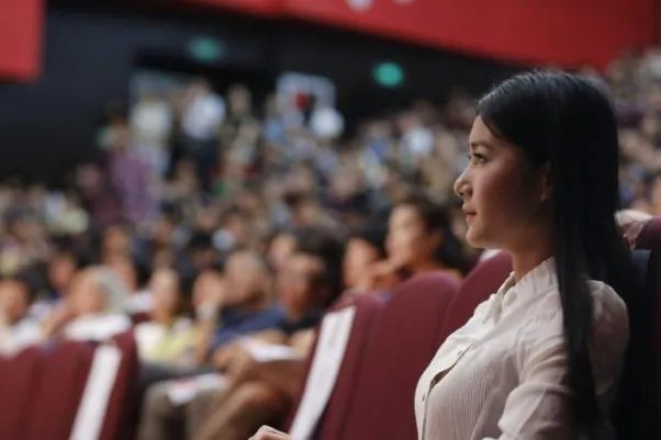 嫌车牌号不好伪造车牌等证件,大学生为何这样没有法律常识?