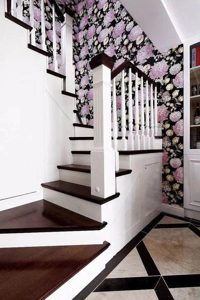 楼梯下的空间,难道就我觉得浪费吗?复式房必看!