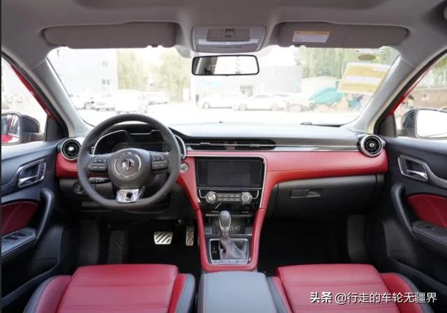 10万买什么车，内饰要好看？