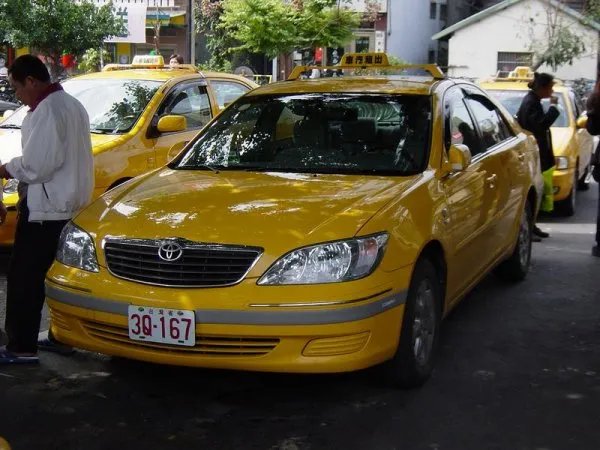 星二代不会搭地铁是什么情况？