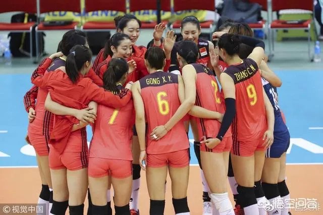 2018排超联赛颁奖典礼，中国女排主帅郎平为什么不参加？