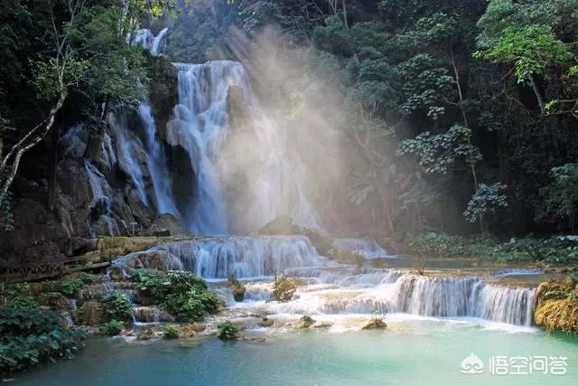 夏季出游避暑，有的喜欢在国内，有的喜欢出国。你感觉去哪里好？