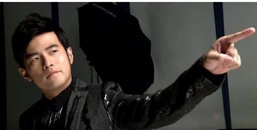 周杰伦怎么这么胖了?