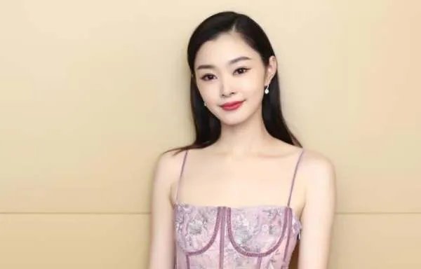 《伪装者》播出6年:女主角无戏可拍,三位女配角却红得发紫,这是为何?