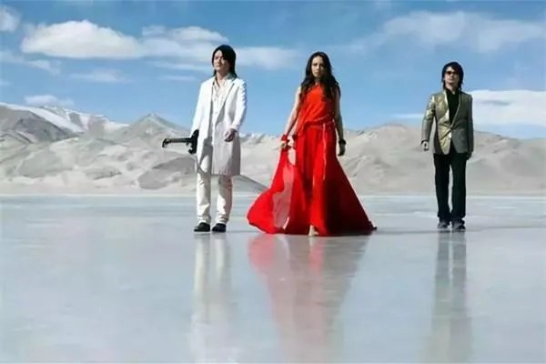 飞儿乐队阿沁公开邀请主唱詹文婷回归，你觉得詹文婷的实力怎么样？