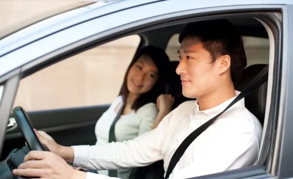 女子学开车被教练胁迫发生关系,现在的驾校环境如何?