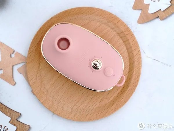 能震会吸,极速狂飙,这谁顶得住?姑娘们!轻喃 0号吮吸按摩器,是最了解我们身体的“知音”