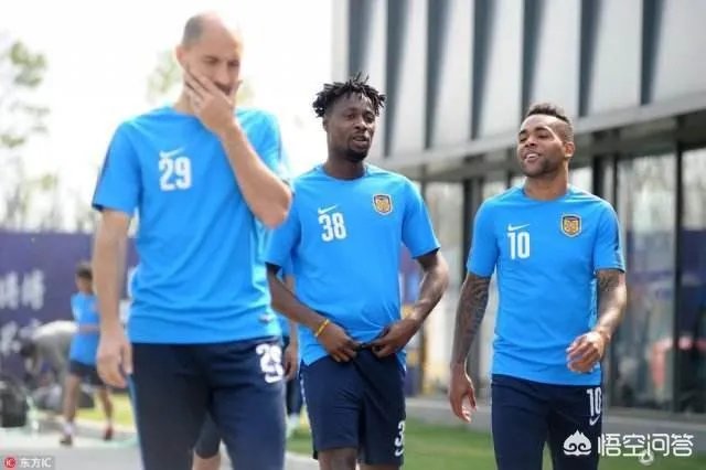 中超第12轮，苏宁主场多打一人0-0闷平人和，你认为苏宁没拿下比赛的原因有哪些？