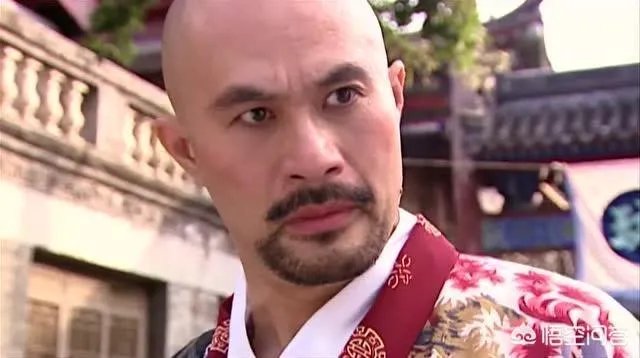 扮演圣诞老人,“鳌拜”妥妥的实力派,你怎么看?