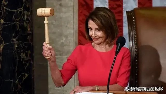 美国现任总统特朗普要求参议院调查前总统奥巴马是何居心？