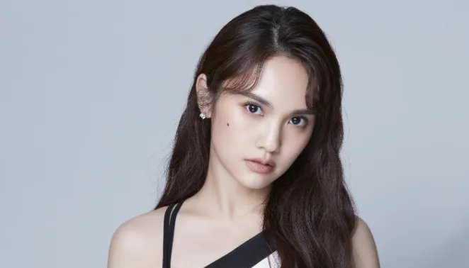 杨丞琳成团发言尴尬了4位姐姐，万茜偷笑，杨丞琳说了什么？