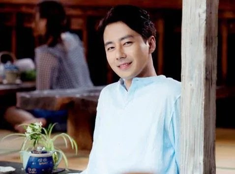 赵寅成宋慧乔绯闻曝光 赵寅成否认恋情被曝同性恋