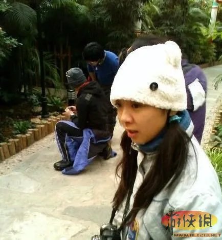 中国好声音“师太”王韵壹 美艳长发旧照曝光