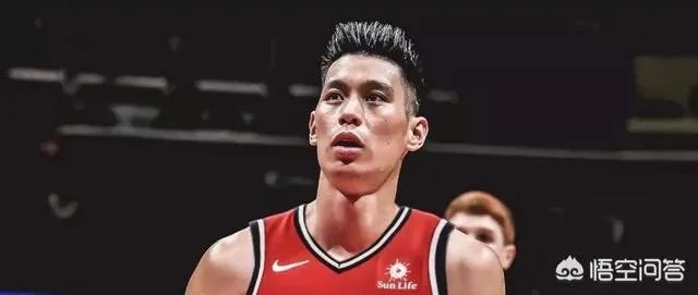 林书豪谈自由市场当众飙泪，感觉被NBA放弃，为何嘲笑林疯狂？