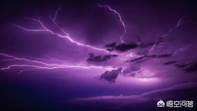 为什么大型变压器爆炸，天空会呈蓝色？