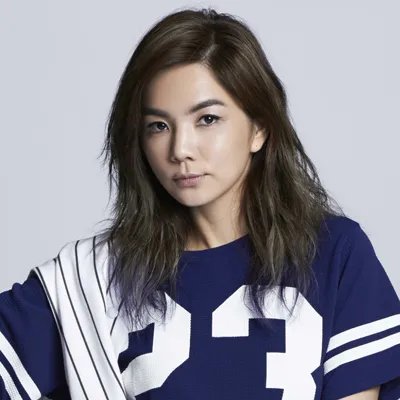 ella整容从假小子变女神  明星变美不全靠整容