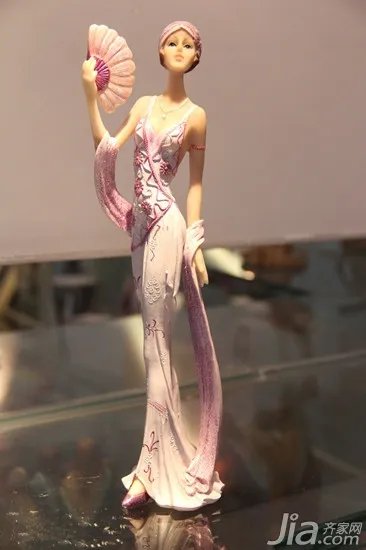 树脂工艺品的制作与保养