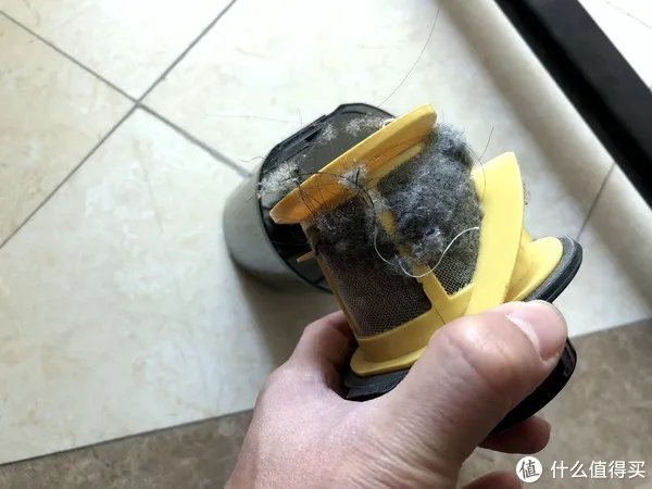 无线吸尘器入门好选择 500块买个德国的吸尘器的优缺点 KARCHER